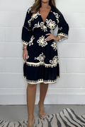Lisa | Women’s Flattering Knee-Length Dress with All-Day Comfort