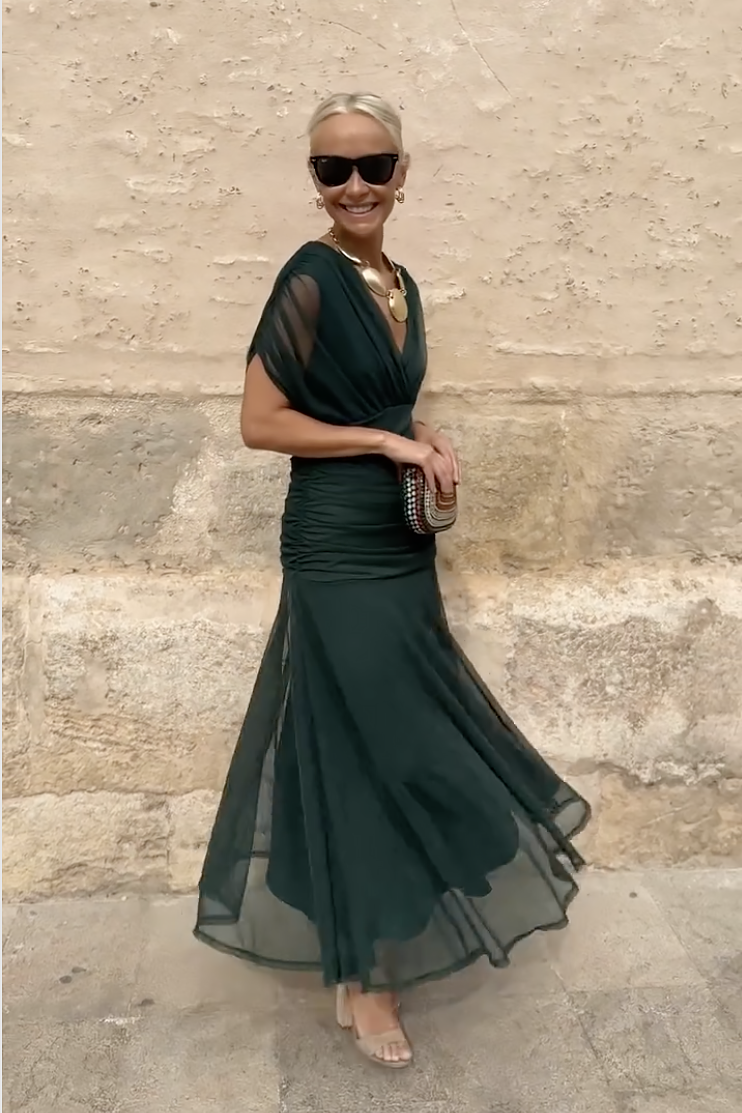 Bella | Women’s V-Neck Maxi Dress with Dreamlike Print