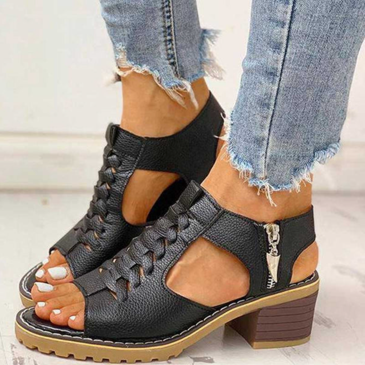 Ouida | Women’s Open-Toe Sandals with Zip