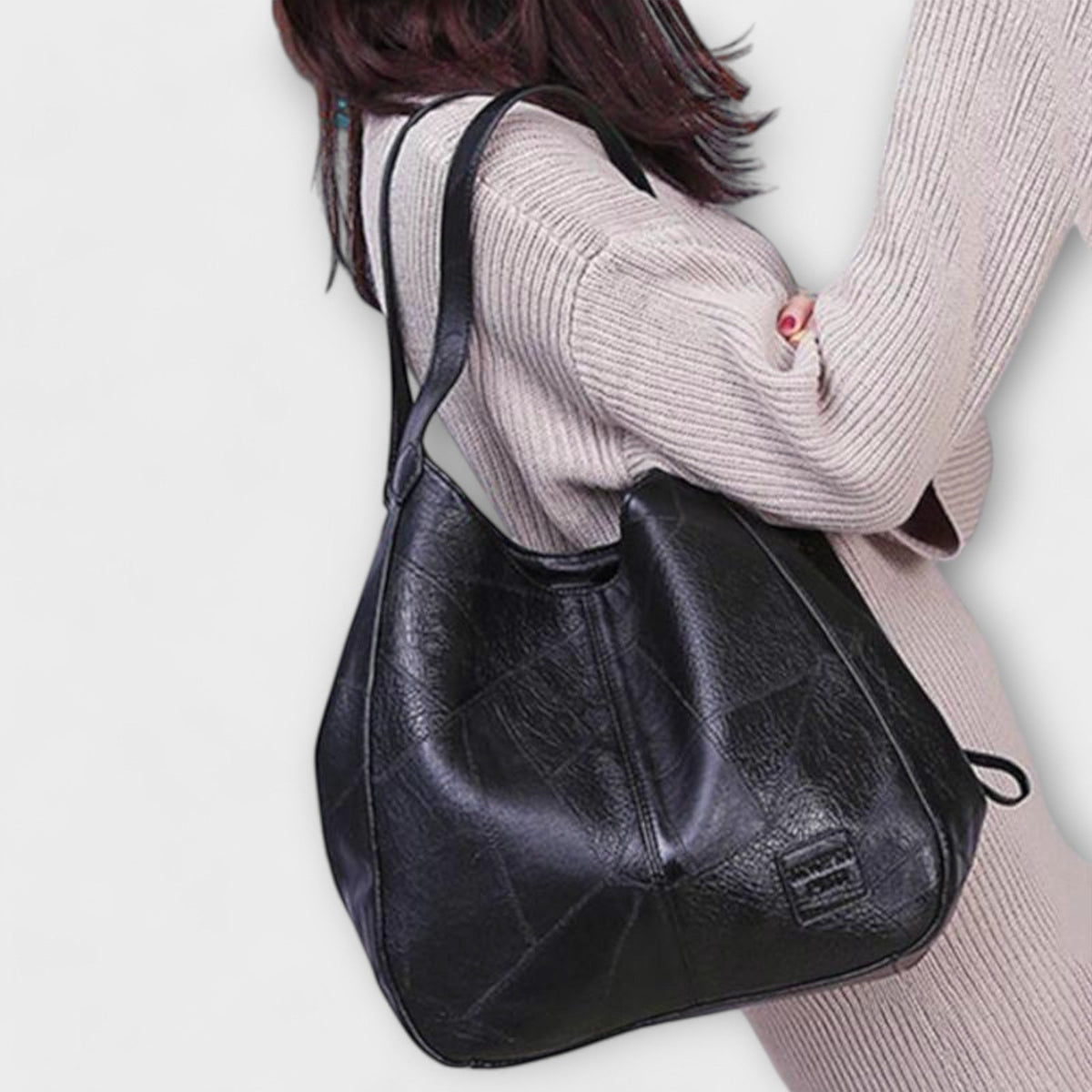 Freydis | Women’s Shoulder Bag with Timeless Design