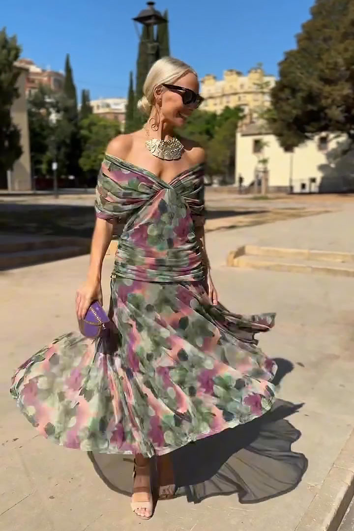 Bella | Women’s V-Neck Maxi Dress with Dreamlike Print
