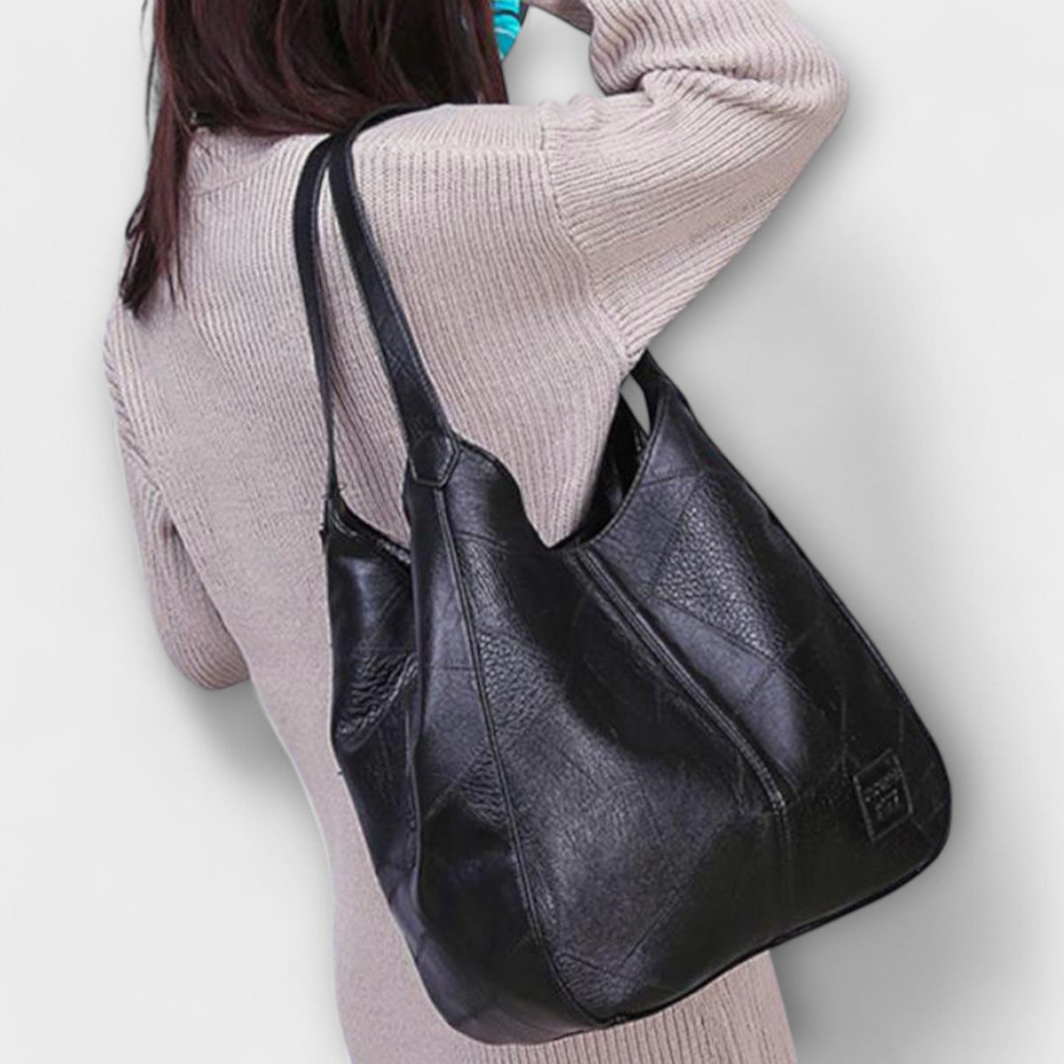 Freydis | Women’s Shoulder Bag with Timeless Design