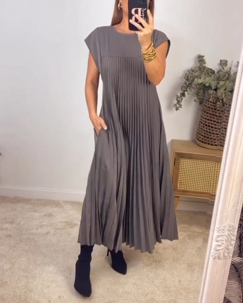 Gwendoline | Women’s Pleated Maxi Dress with Flowing Silhouette