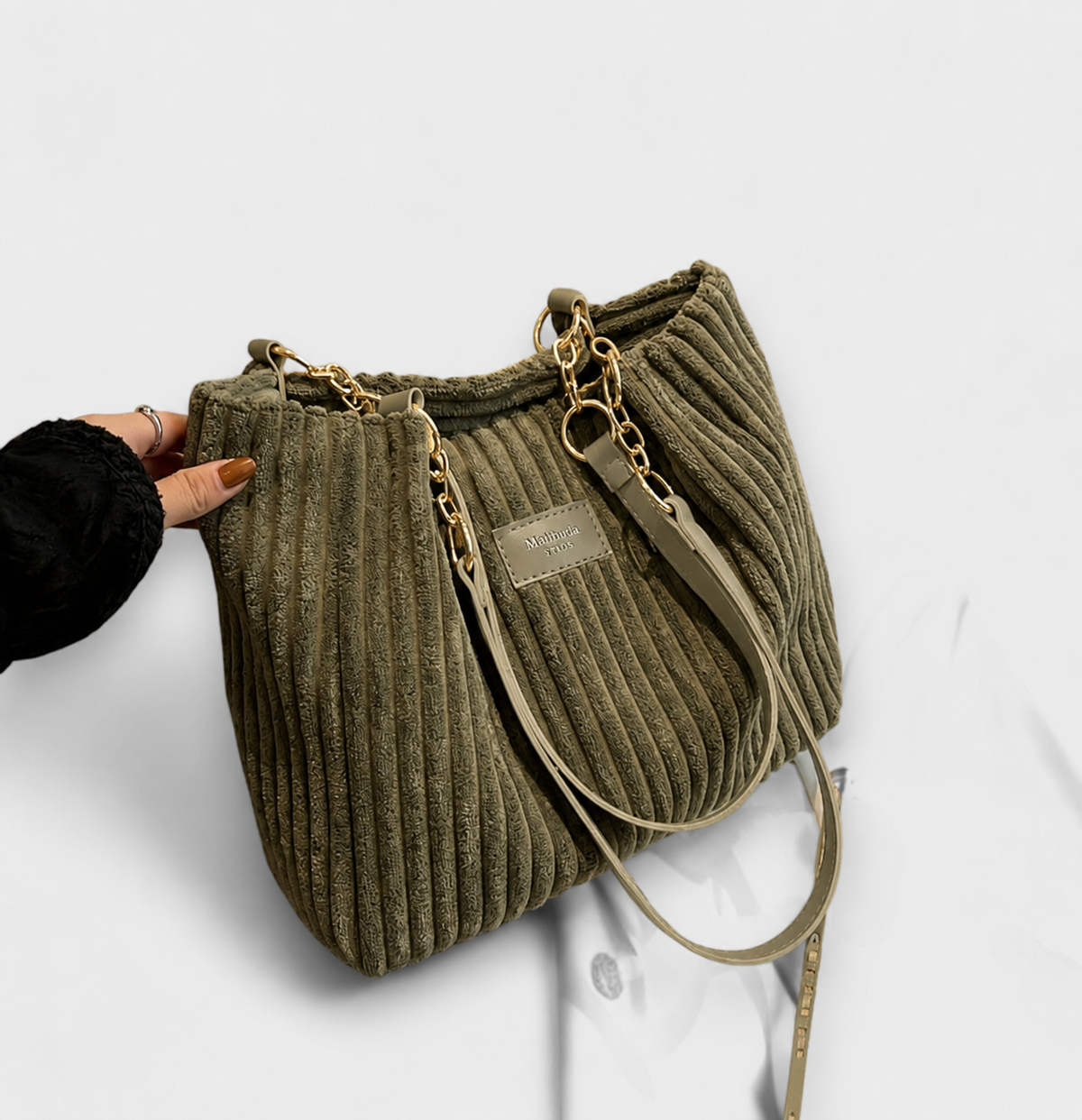 Vivian | Women’s Ribbed Tote Bag with Chain Handles