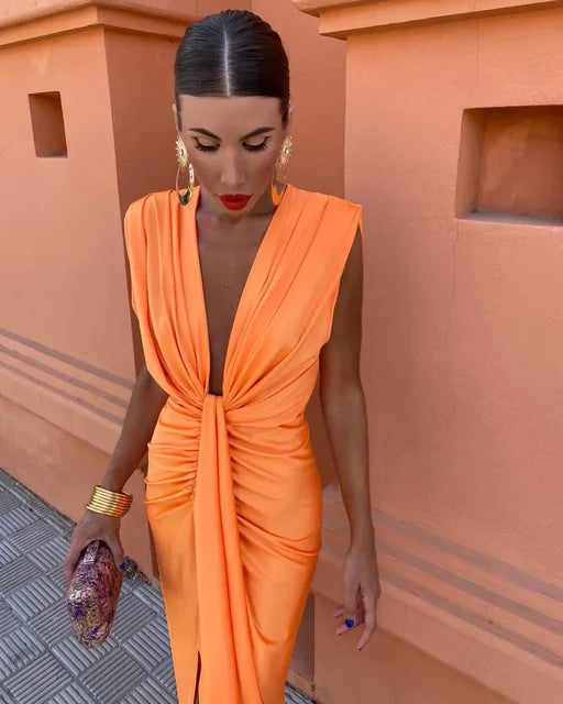 Elegant Pleated Maxi Dress - Flowing Style
