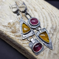 Audrey | Women’s Retro Triangular Geometric Earrings with Comfort