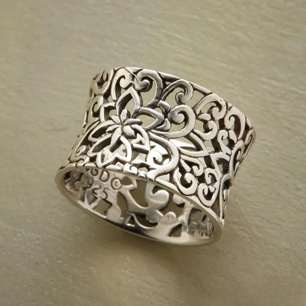 Sloan | Women’s Antique Hollow Ring with Filigree