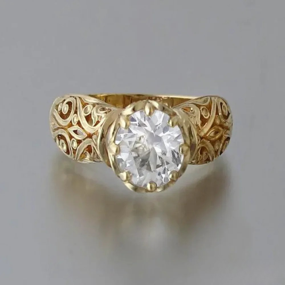 Quinn | Women’s Elegant Ring with White Zirconia