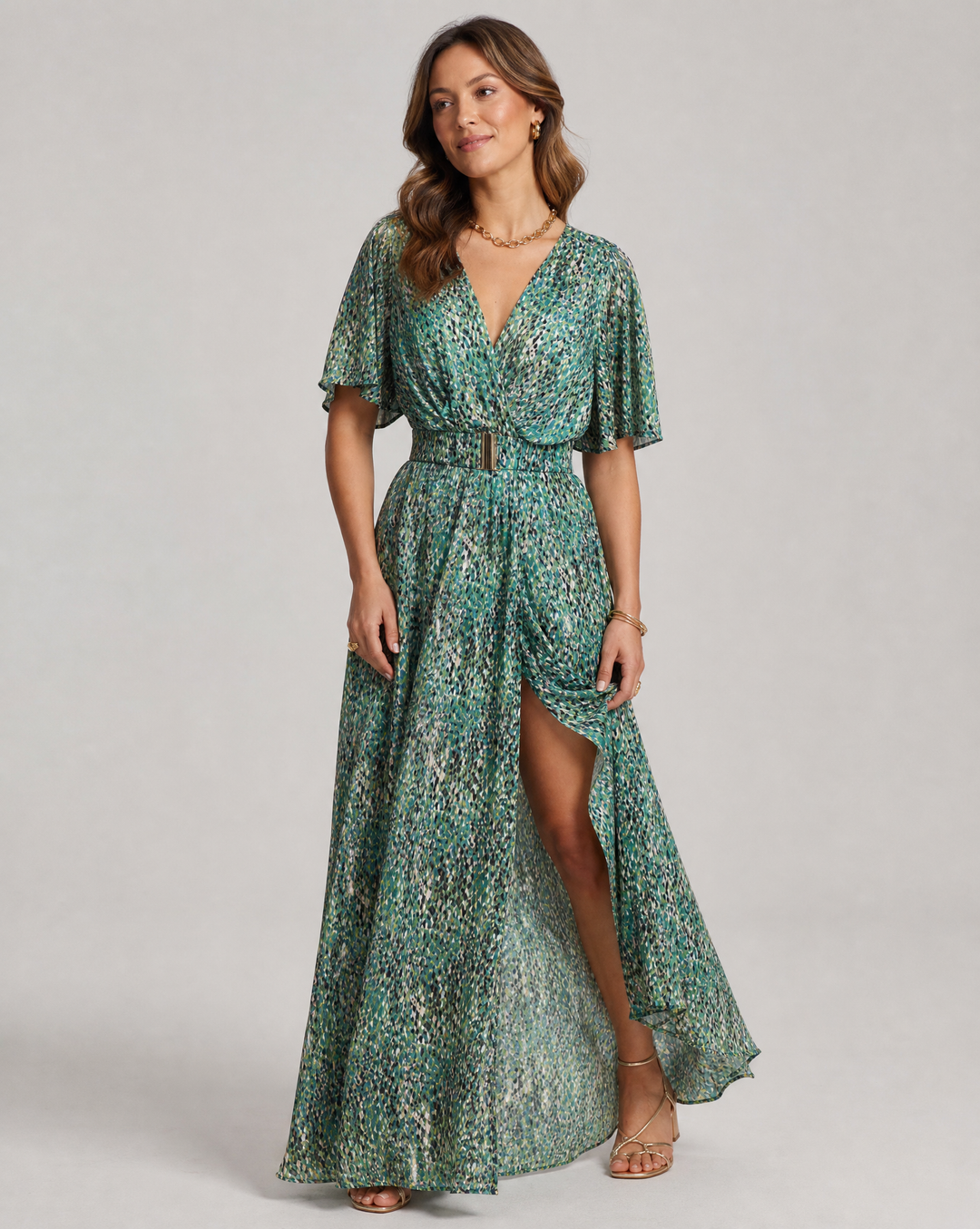Elegant Flowy Dress for Any Occasion