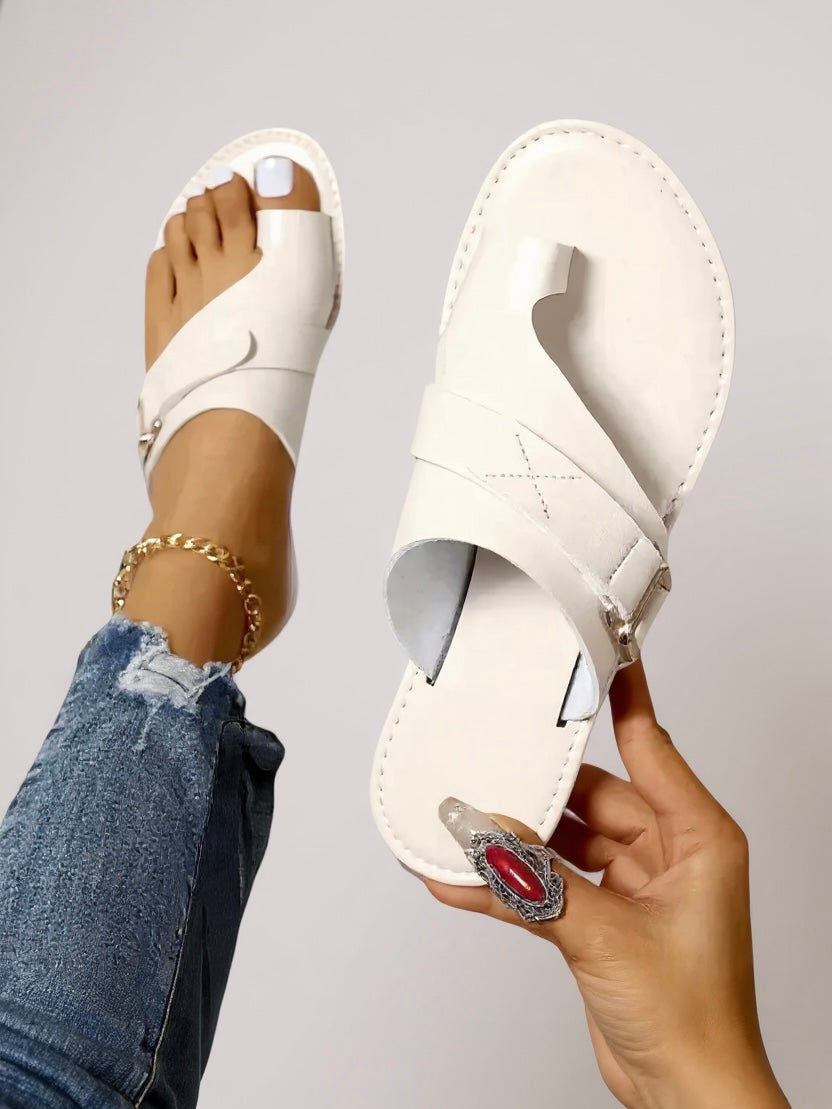 Ember | Women’s Toe Loop Sandals with Cross Straps