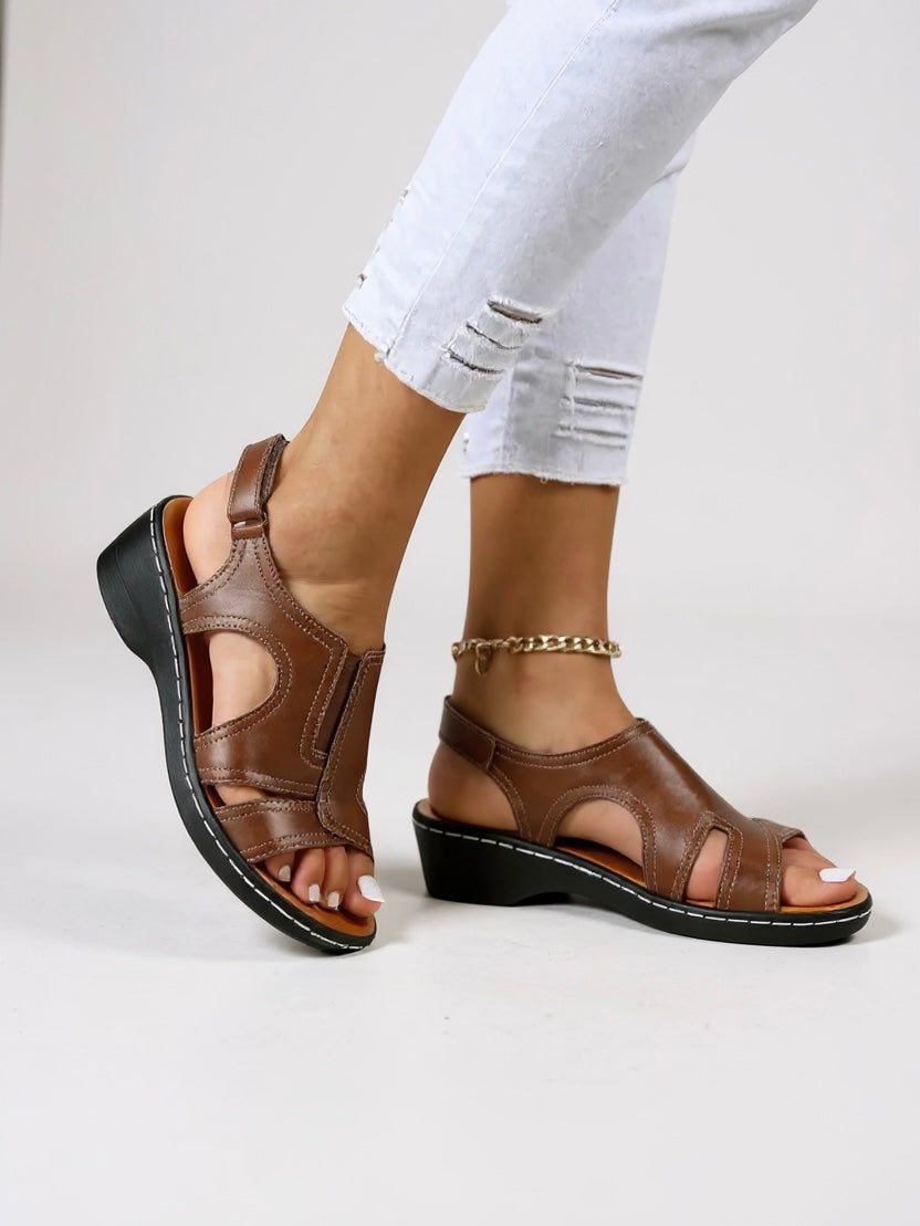 June | Women’s Strappy Sandals with Adjustable Fastening