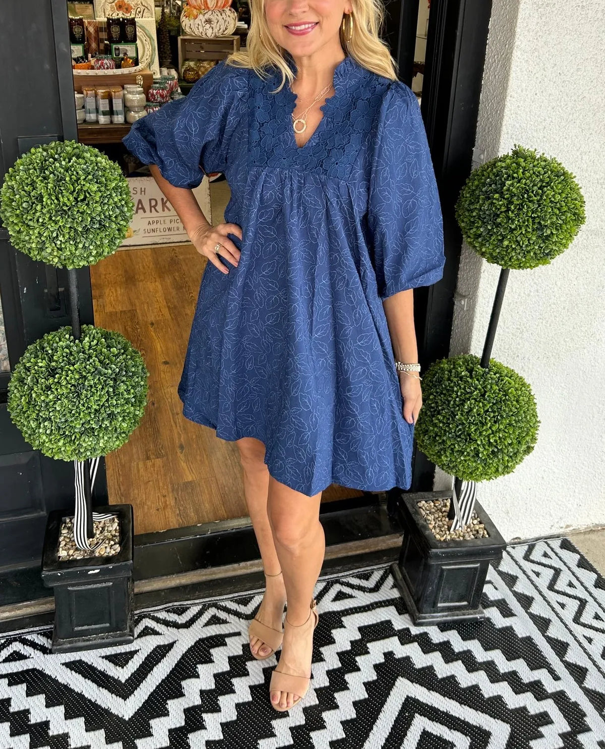Tesia | Women’s Jacquard Mini Dress with Puff Sleeves