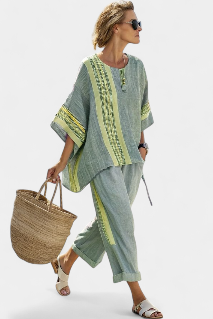 Paloma | Women’s Contrast Trim Top with Wide-Leg Pants