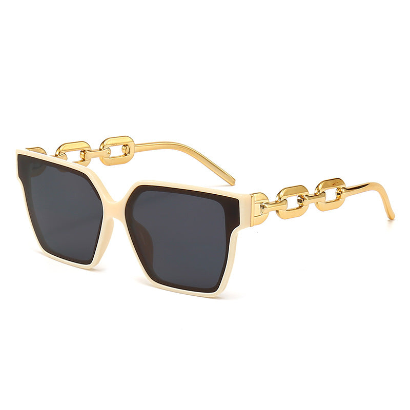 Milan | Women’s Oversized Streetstyle Sunglasses with Oversized Frame
