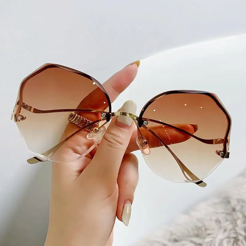 Moana | Women’s Oversized Square Sunglasses with UV Protection