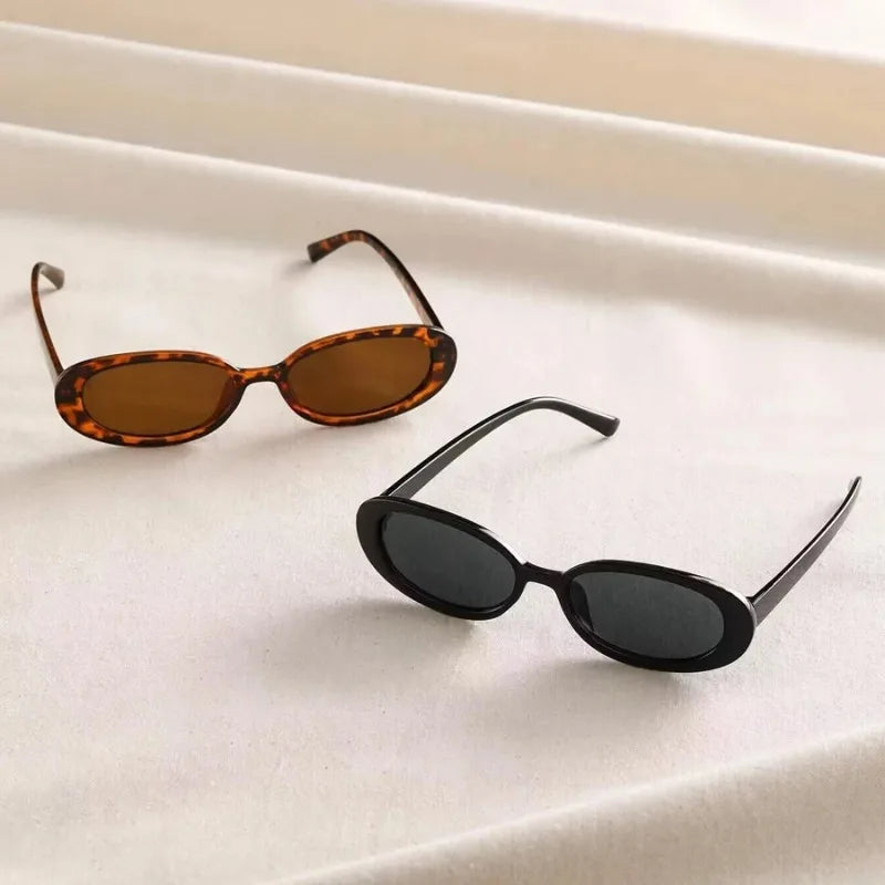 Marina | Women’s Vintage Oval Sunglasses with UV Protection