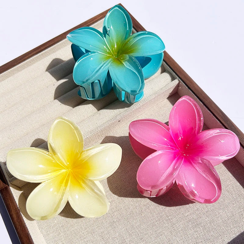 Nara | Women’s Hawaiian Gradient Flower Clip with Grip