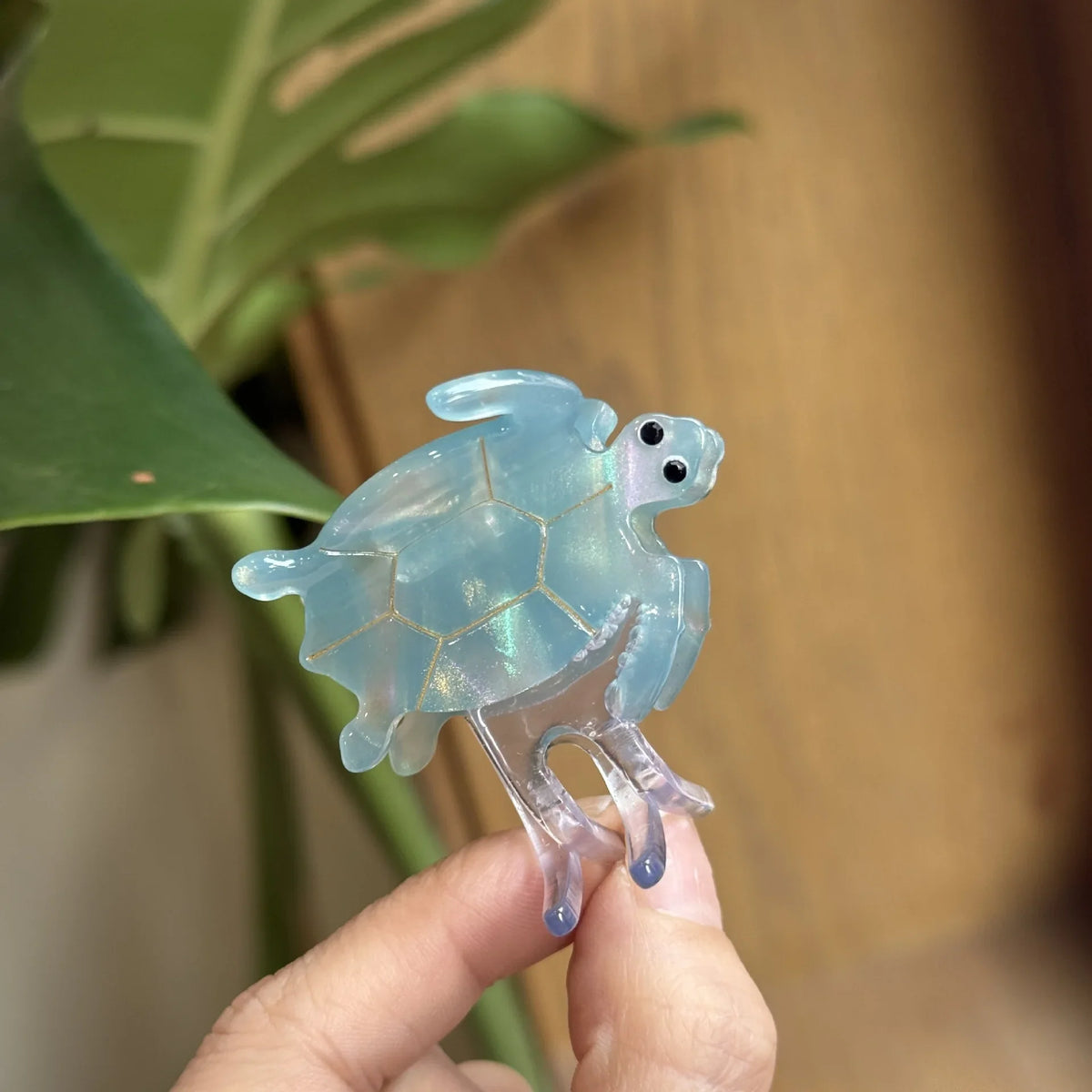 Alira | Women’s Mermaid Tortoise Hair Clip with Grip