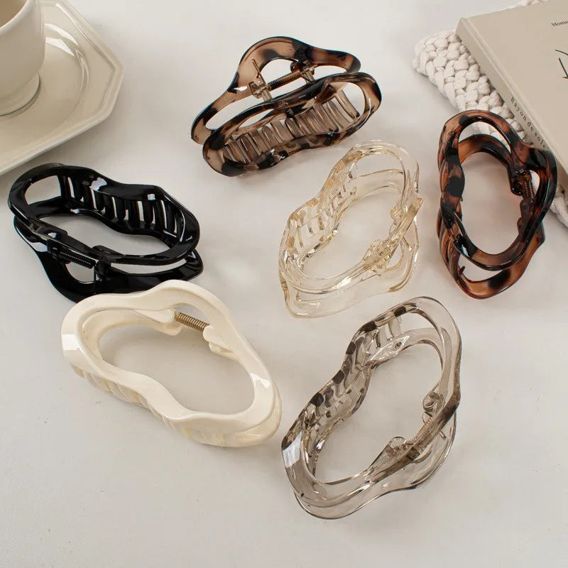 Jarra | Women’s Irregular Cave Hair Clips with Claws
