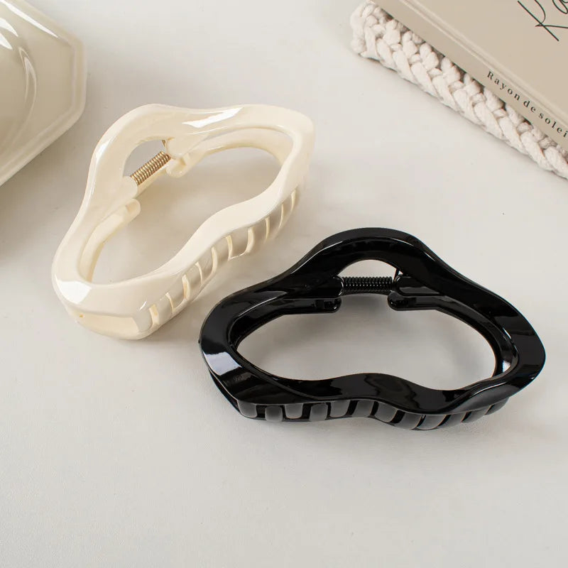 Jarra | Women’s Irregular Cave Hair Clips with Claws
