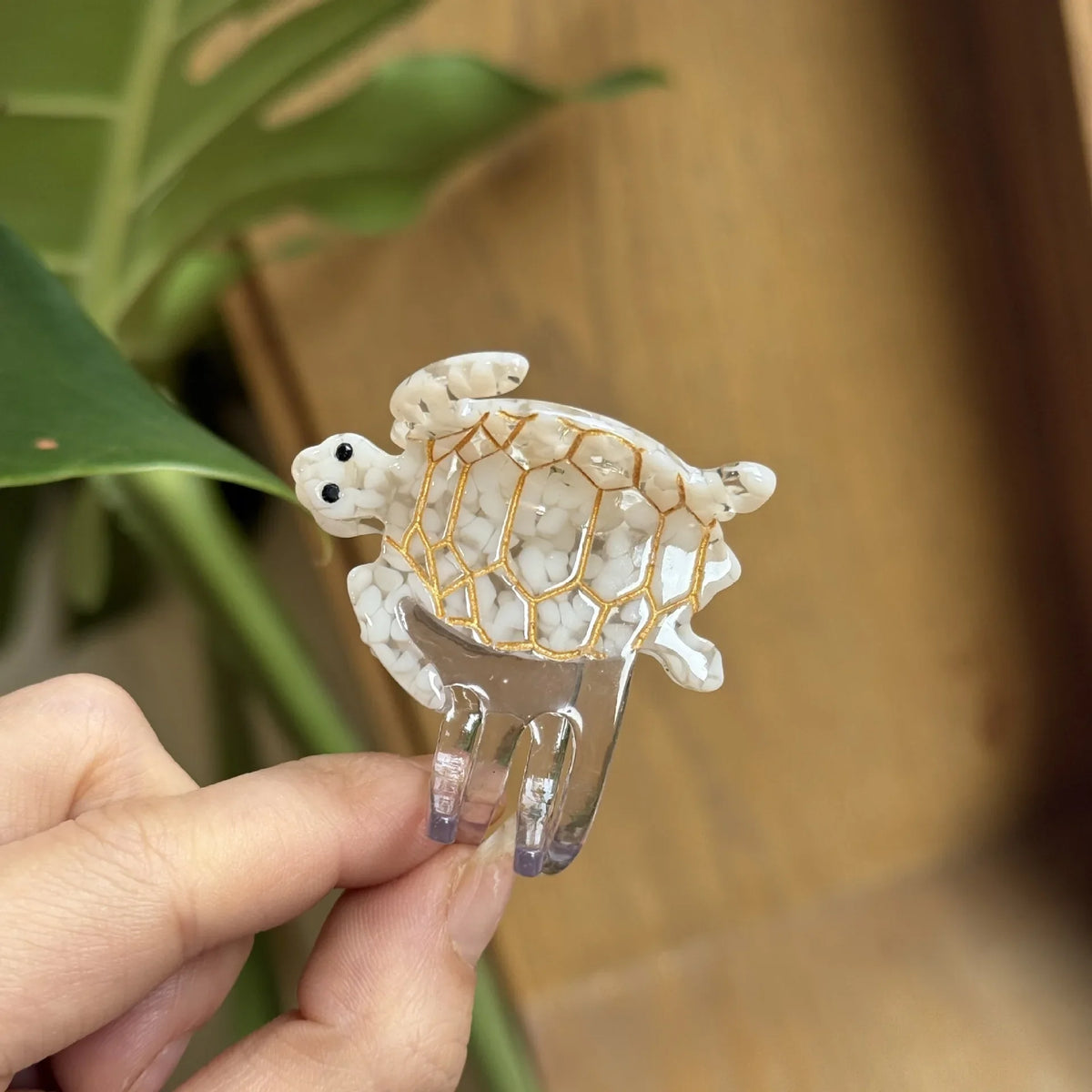 Alira | Women’s Mermaid Tortoise Hair Clip with Grip