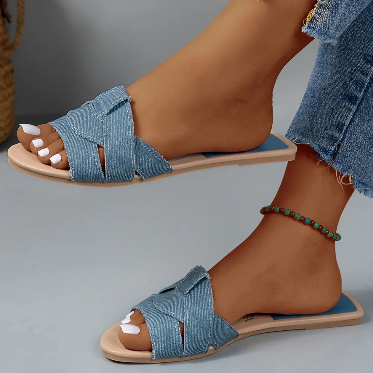 Livia | Women’s Luxe Slides with Knotted Strap