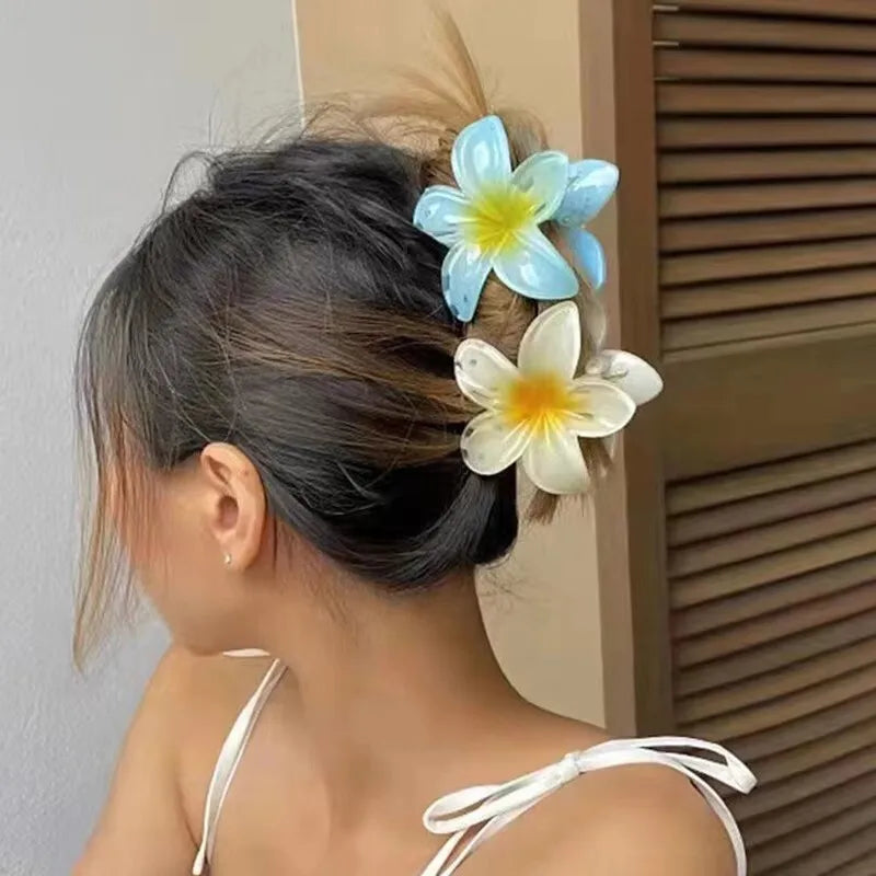 Nara | Women’s Hawaiian Gradient Flower Clip with Grip
