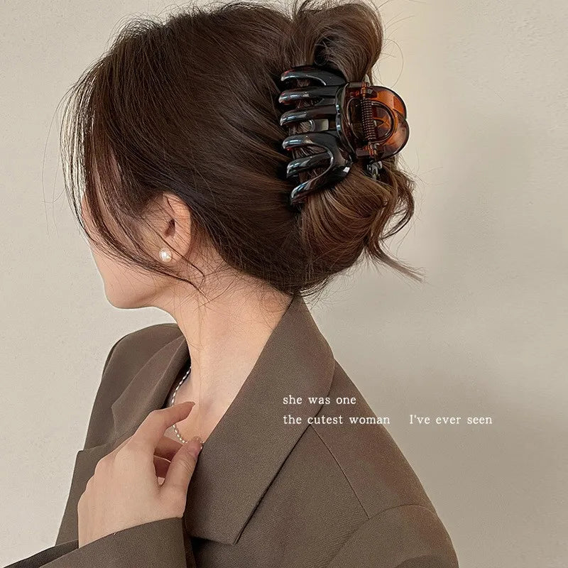 Wren | Women’s Large Hair Claw Clip with Grip