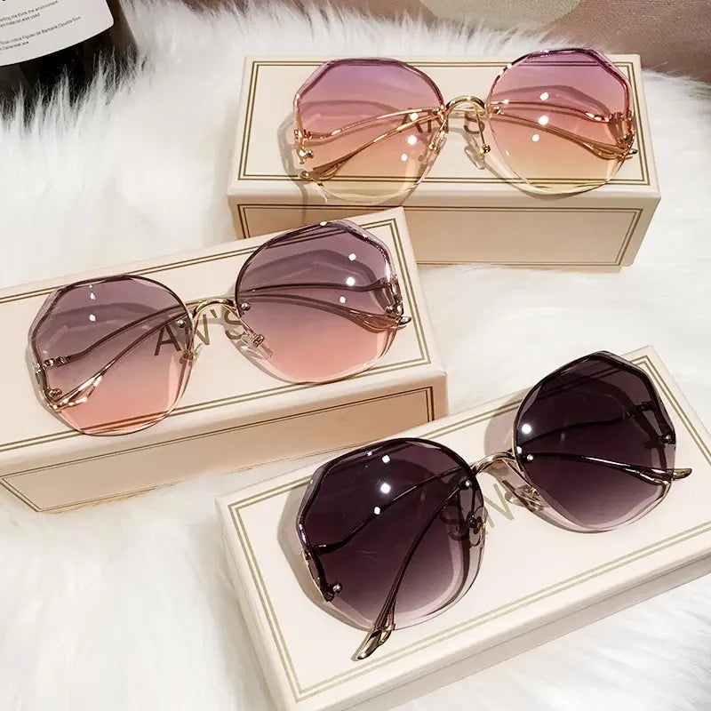 Moana | Women’s Oversized Square Sunglasses with UV Protection