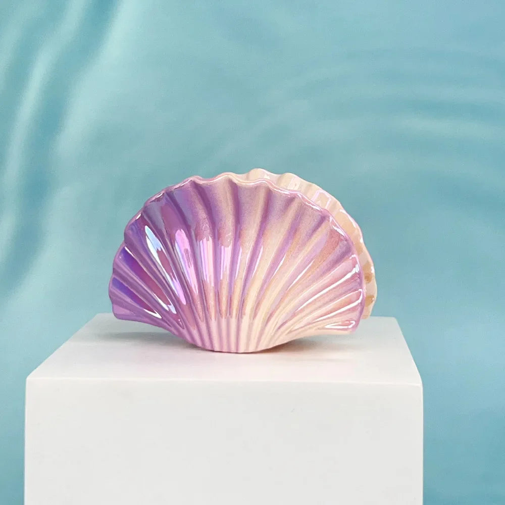 Muweordy | Women’s Gradient Shell Hair Claw with Shimmer