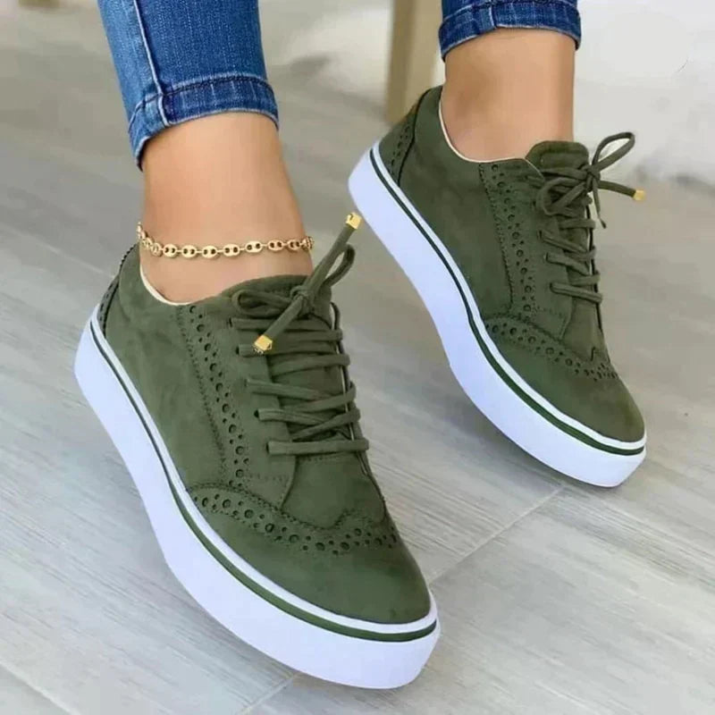 Billie | Women’s Billie Flatform Sneakers with Brogue Detail