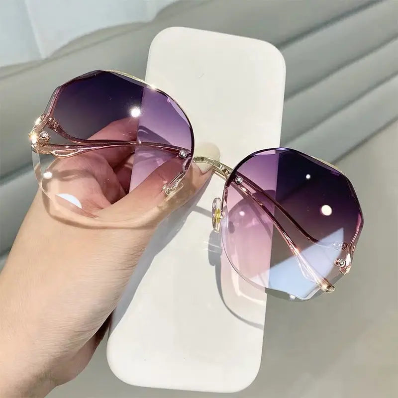 Moana | Women’s Oversized Square Sunglasses with UV Protection