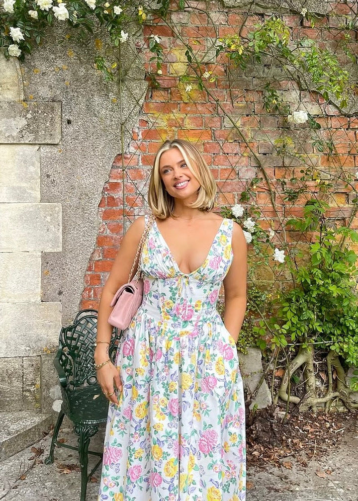 Aeliana | Elegant Flattering Summer Dress