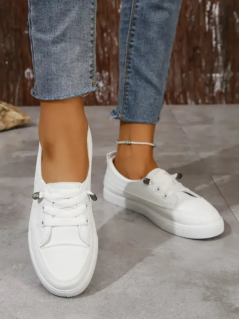 Casual Round Toe Flat Shoes with Lace-Up Design for Women