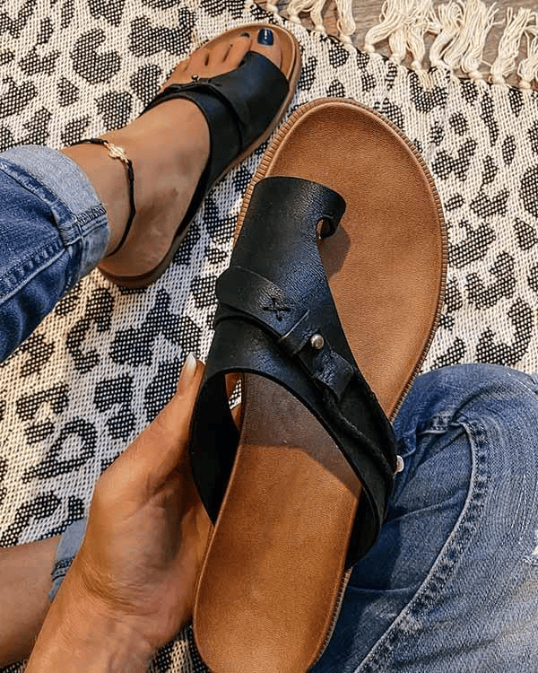 Emersyn | Women’s Toe Loop Sandals with Cross Strap