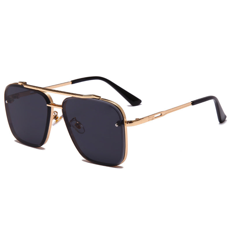 Nova | Women’s Metal Vintage Sunglasses with Timeless Class