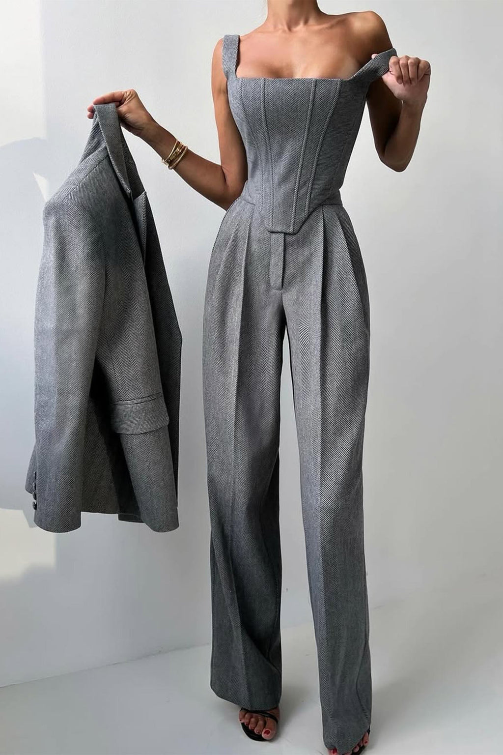 Bellamy | Women’s Three Piece Suit with Herringbone Weave
