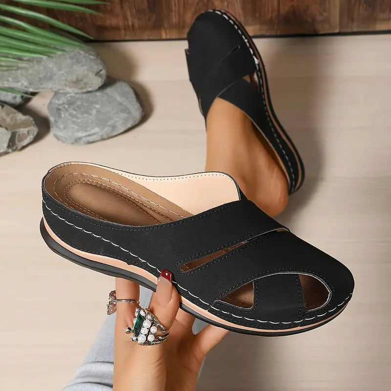 Tereza | Women’s Breathable Round Toe Sandal with Cushioning