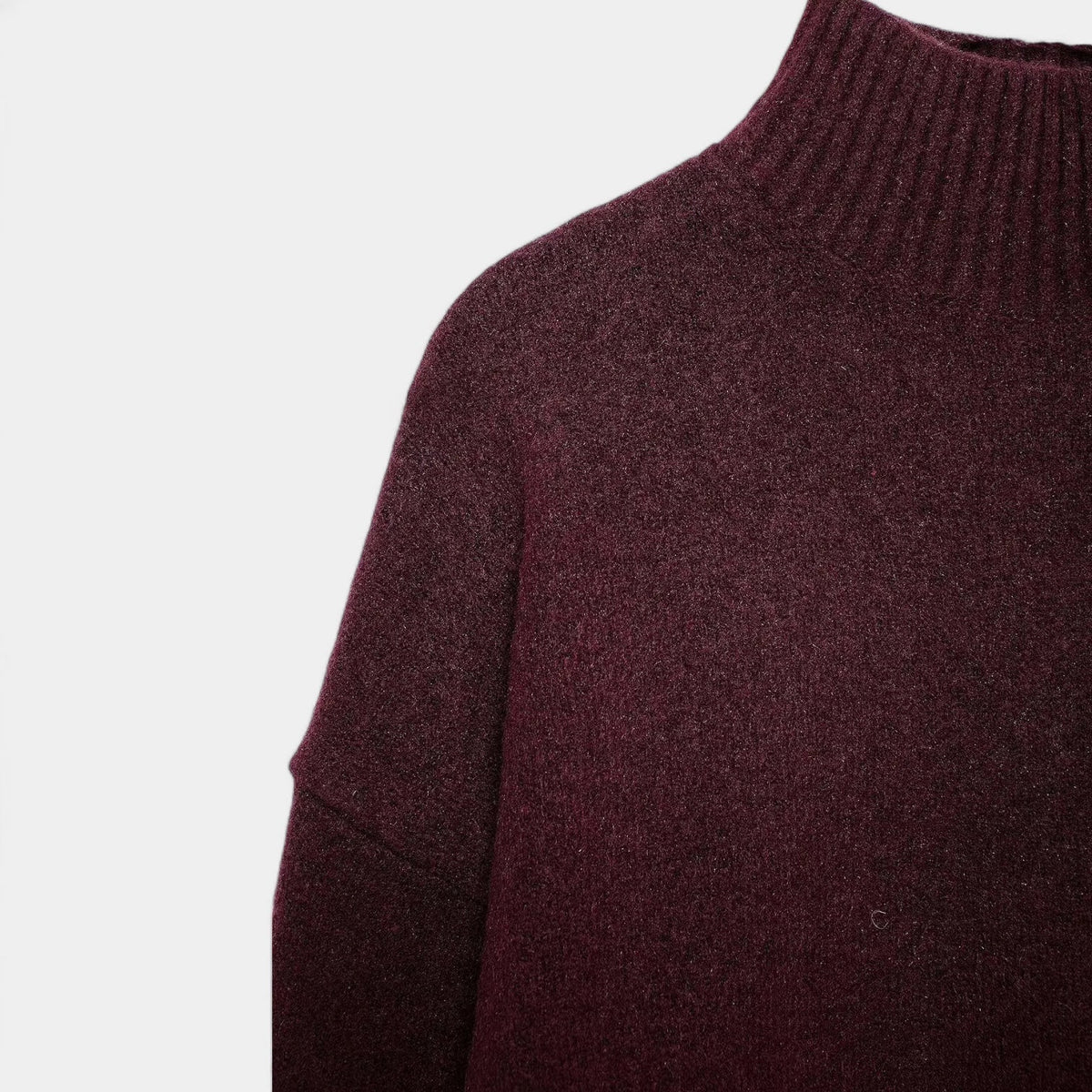 Delilah | Women’s Turtleneck Long-Sleeve Sweater with Relaxed Fit