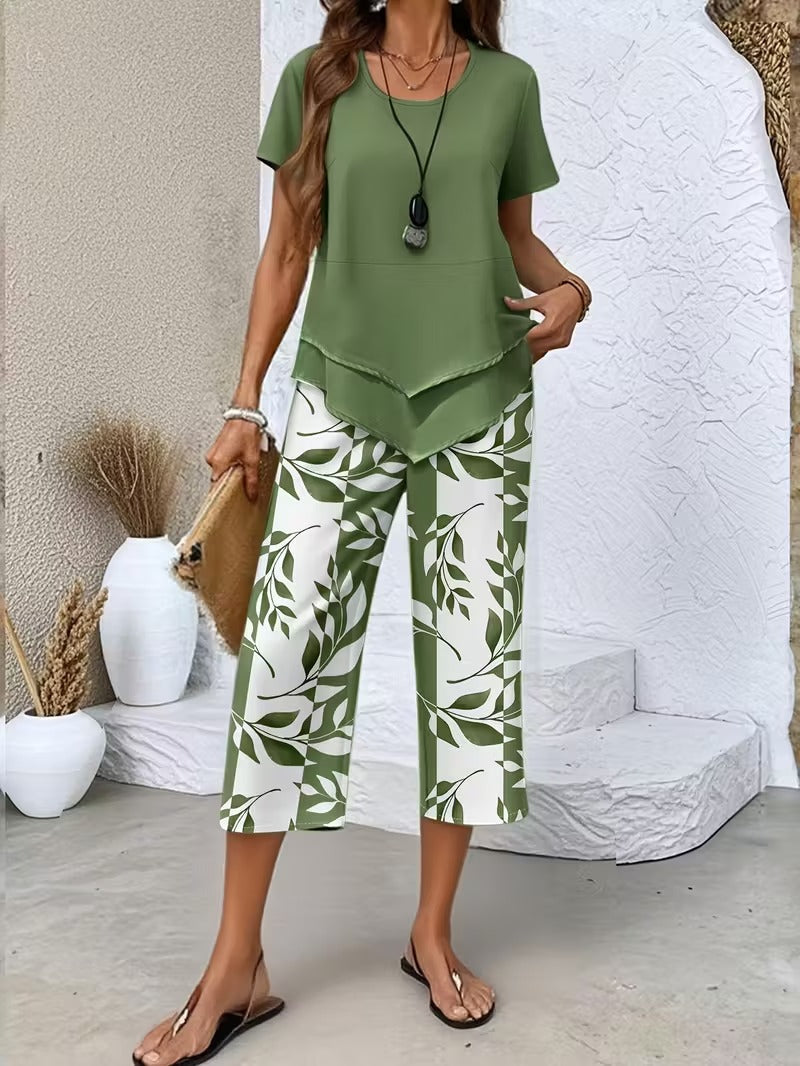 Evelira | Women’s Leaf Print Two Piece with Comfort