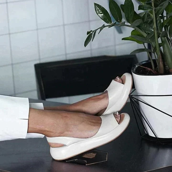 Drift | Women’s Peep Toe Flatform Sandals with Strap