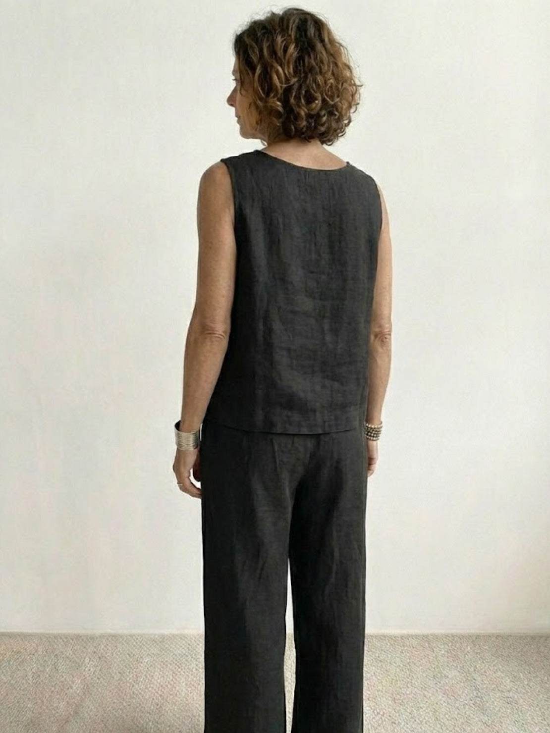 Sage | Women’s Sleeveless Top with Wide-Leg Pants Two-Piece