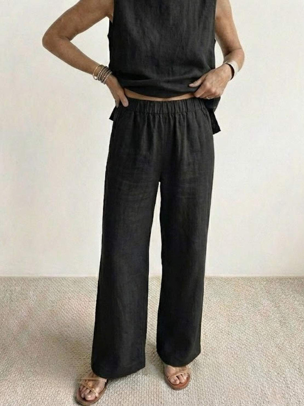 Sage | Women’s Sleeveless Top with Wide-Leg Pants Two-Piece