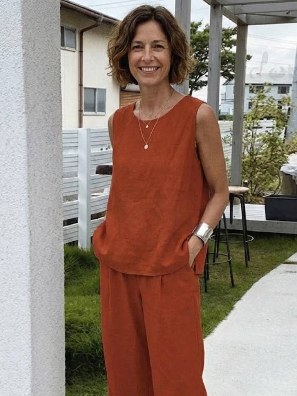 Sage | Women’s Sleeveless Top with Wide-Leg Pants Two-Piece