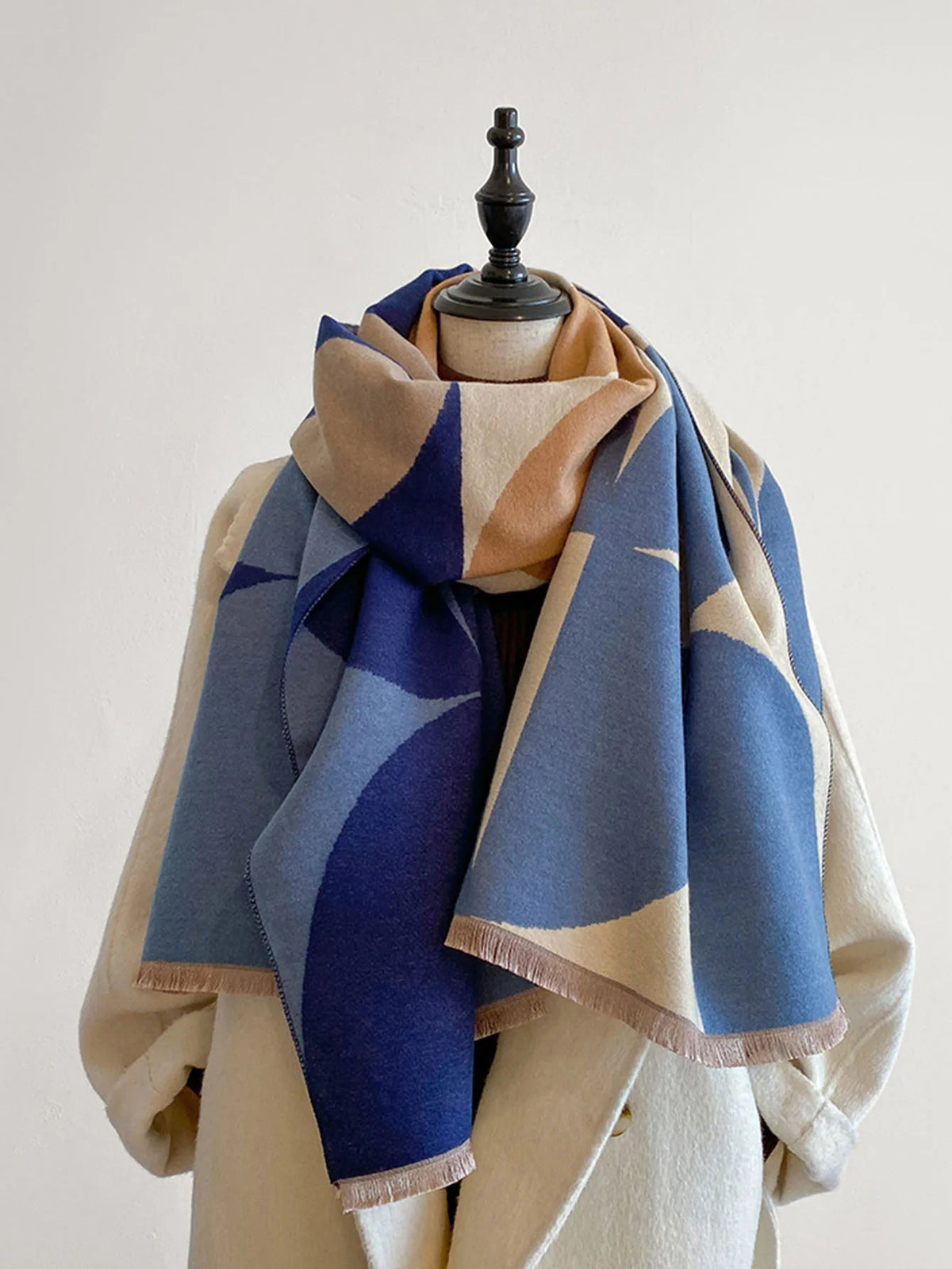 Odette | Women’s Reversible Geometric Print Scarf with Fringe