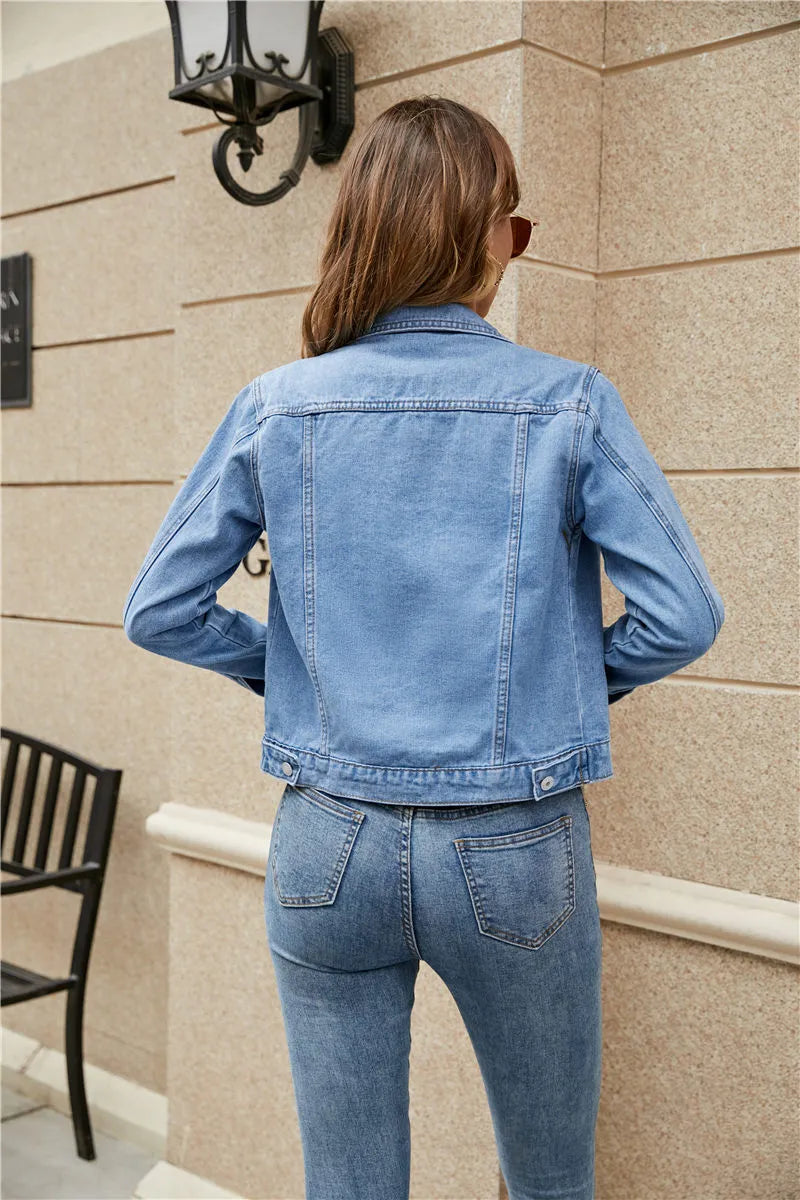 Quinlan | Women’s Fitted Jacket with Cropped Length