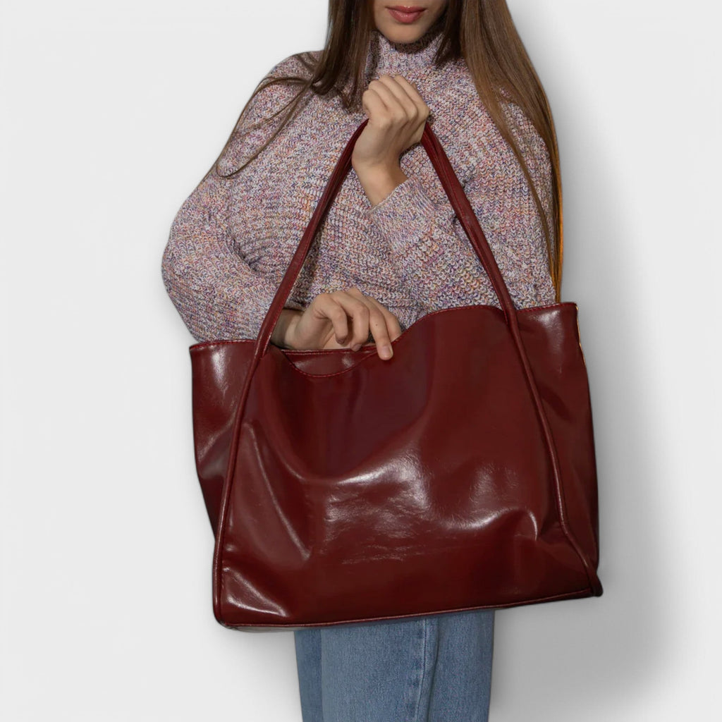 Freydis | Women’s Handbag with Timeless Silhouette