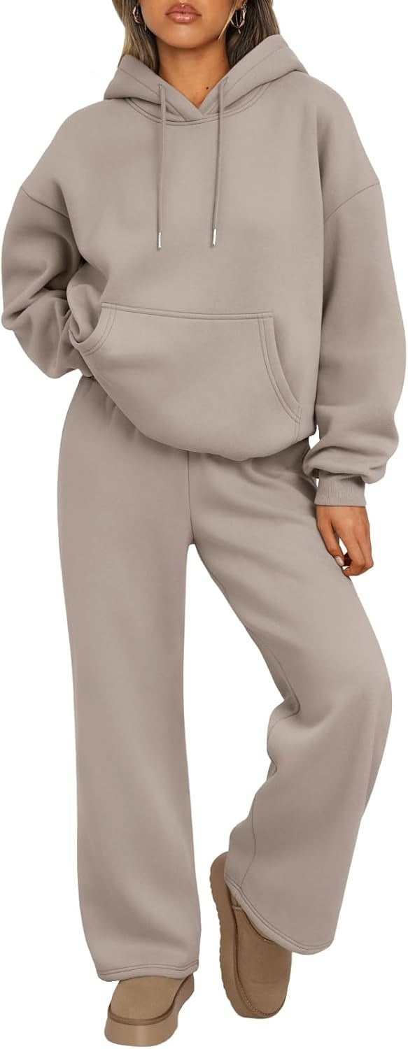 Remy | Women’s Oversized Hoodie with Kangaroo Pocket