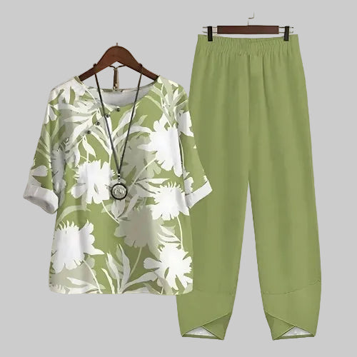 Violeta | Women’s Butterfly Print Lounge Set with Comfort